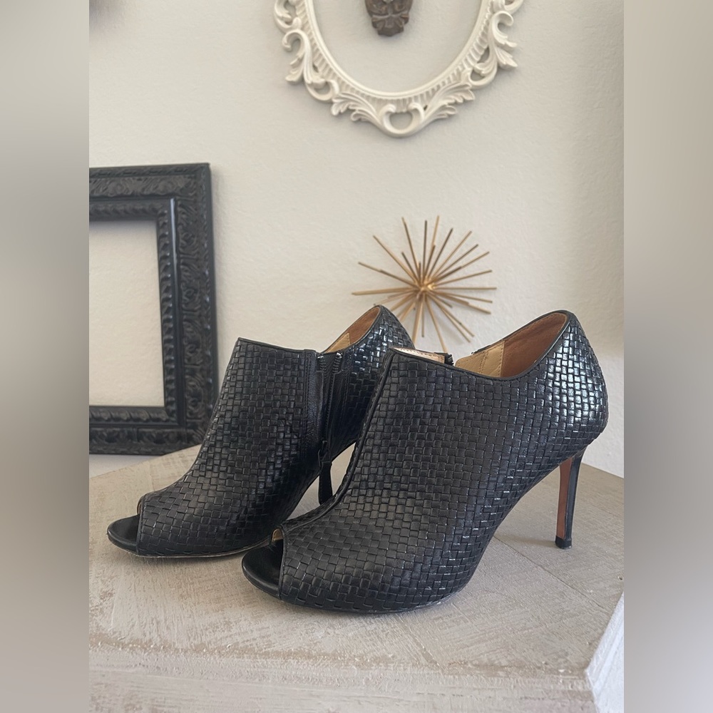 🖤Cole Haan Black Boots Woven Leather 🖤